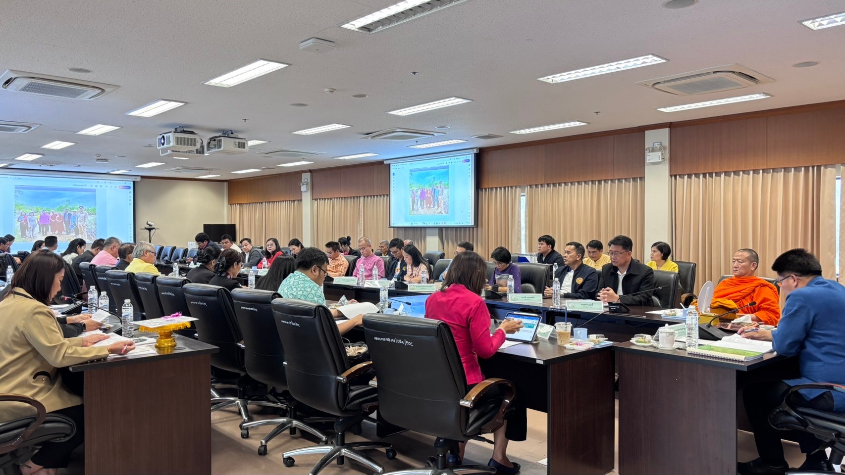 title - ส.ป.ก.ลำพูน จัดการประชุมคณะกรรมการปฏิรูปที่ดินจังหวัดลำพูน(คปจ.ลำพูน)ครั้งที่1/25668 เพื่อนำเสนอแผนงานและผลการดำเนินงานจัดที่ดินและพัฒนาเกษตรกรของส.ป.ก.ลำพูนปีงบประมาณพ.ศ.2568 